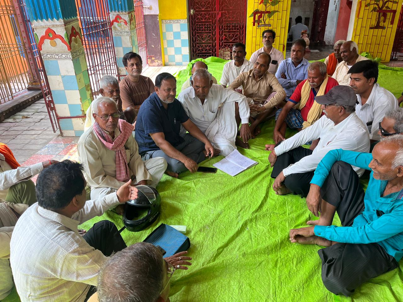 नगर परिषद डुमराँव में सफाई व्यवस्था पर संकट: 4 माह से करोड़ों का भुगतान बकाया, शहर में गंदगी फैलने की आशंका