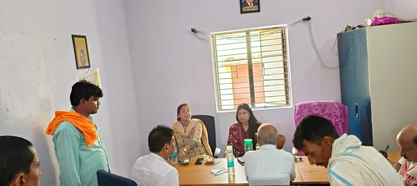 डुमरांव के कोरान सराय और कनझरुआ पंचायत भवन में जल्द शुरू होगी आधार कार्ड सेवा। ग्रामीणों को मिलेगी प्रखंड कार्यालय के चक्कर काटने से मुक्ति।